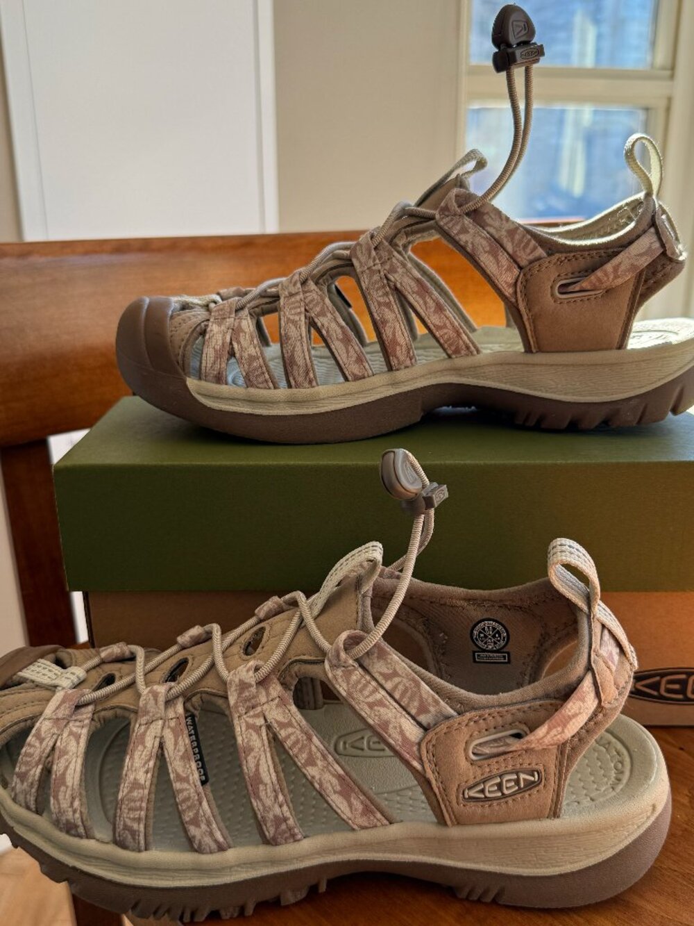 NIB KEEN Whisper Sandals - Brindle Print - Women’s Size 8.5